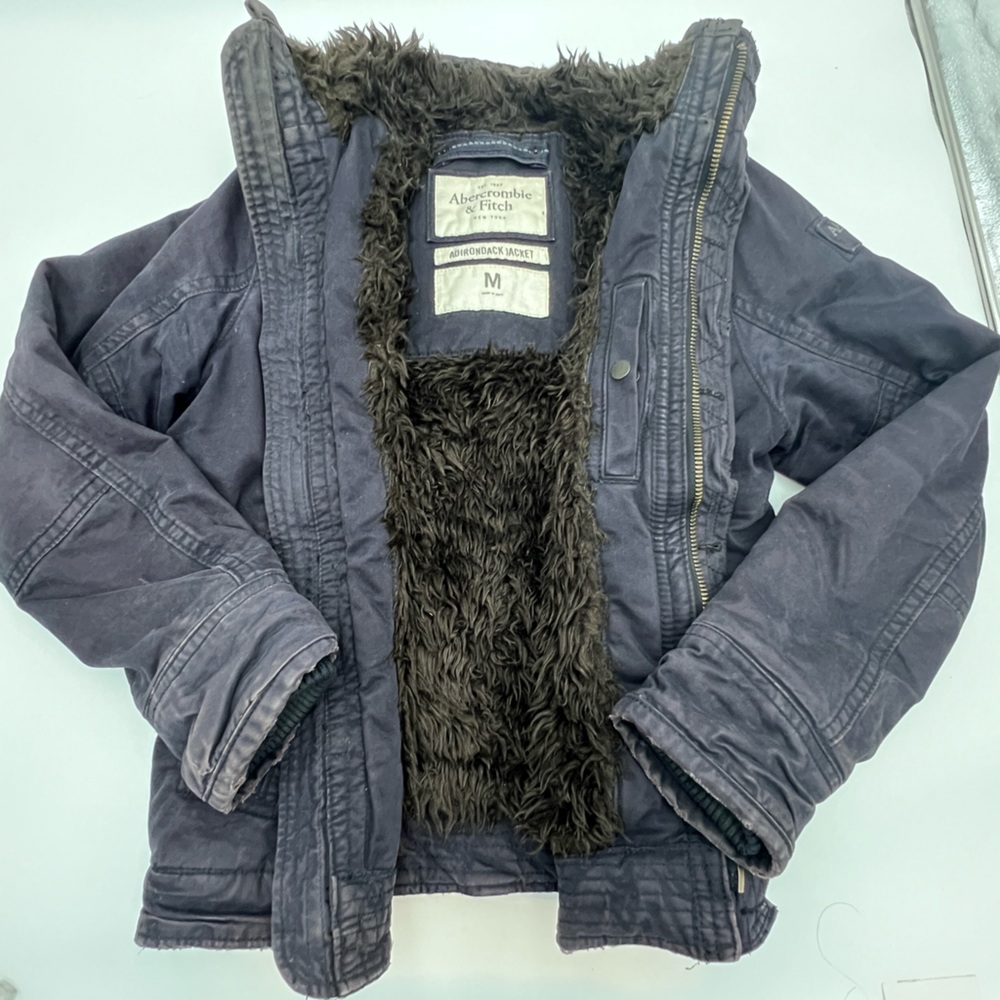 Abercrombie & Fitch Adirondack Jacket - Medium with one broken button